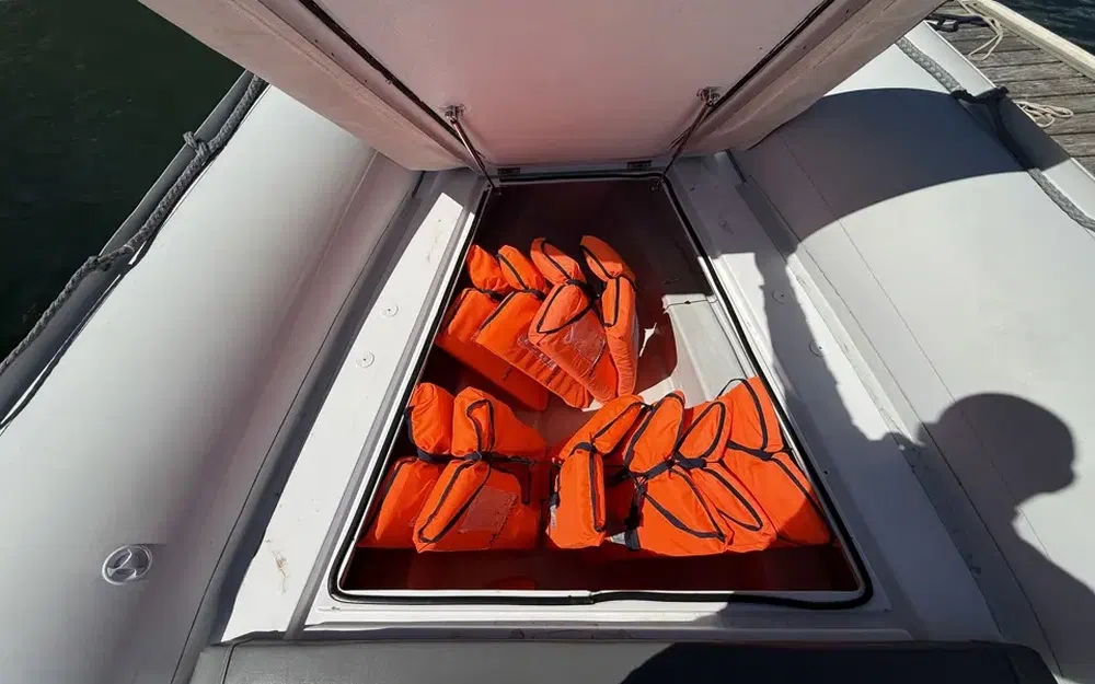 slider 13 Selva D730