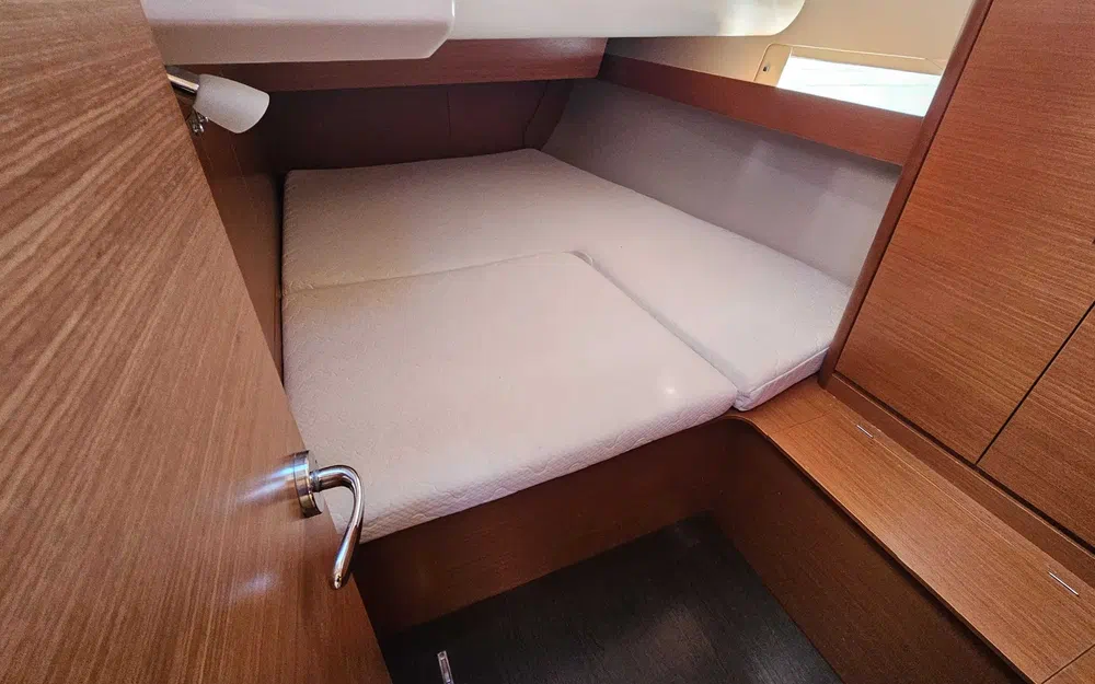 slider 4 Dufour 460 Grand Large