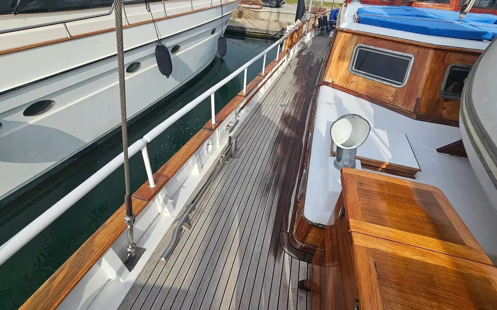 slider 26 Custom BRUMA YCA