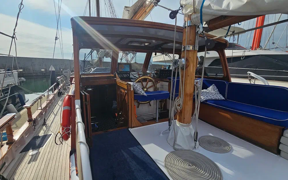 slider 33 Custom BRUMA YCA