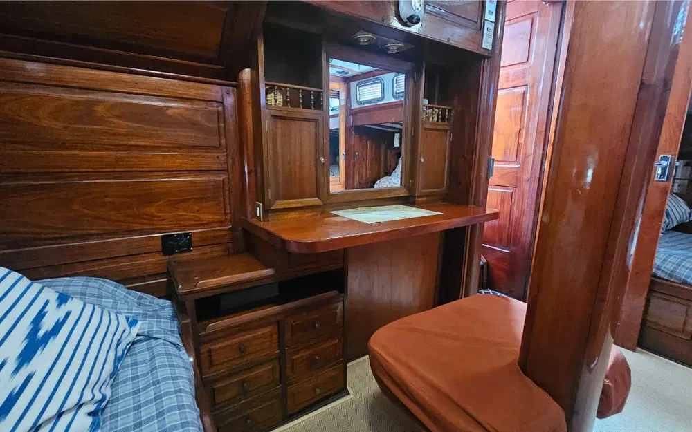 slider 59 Custom BRUMA YCA