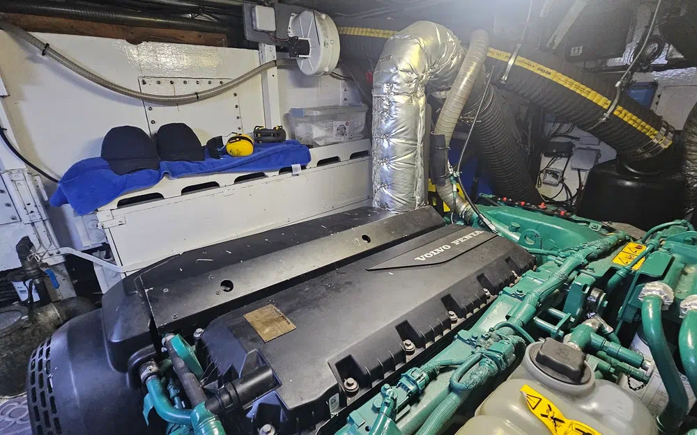 slider 81 Custom BRUMA YCA