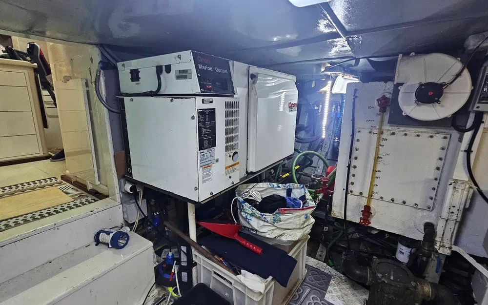 slider 83 Custom BRUMA YCA