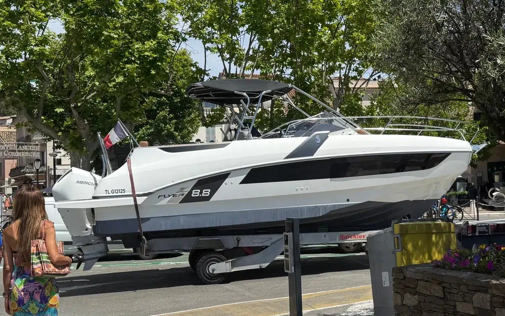 slider 5 Beneteau Flyer 8.8 SUNdeck