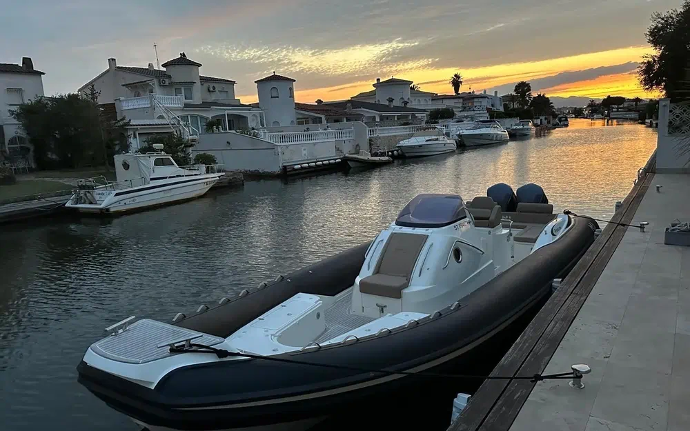 slider 1 Nuova Jolly Prince 38 CC