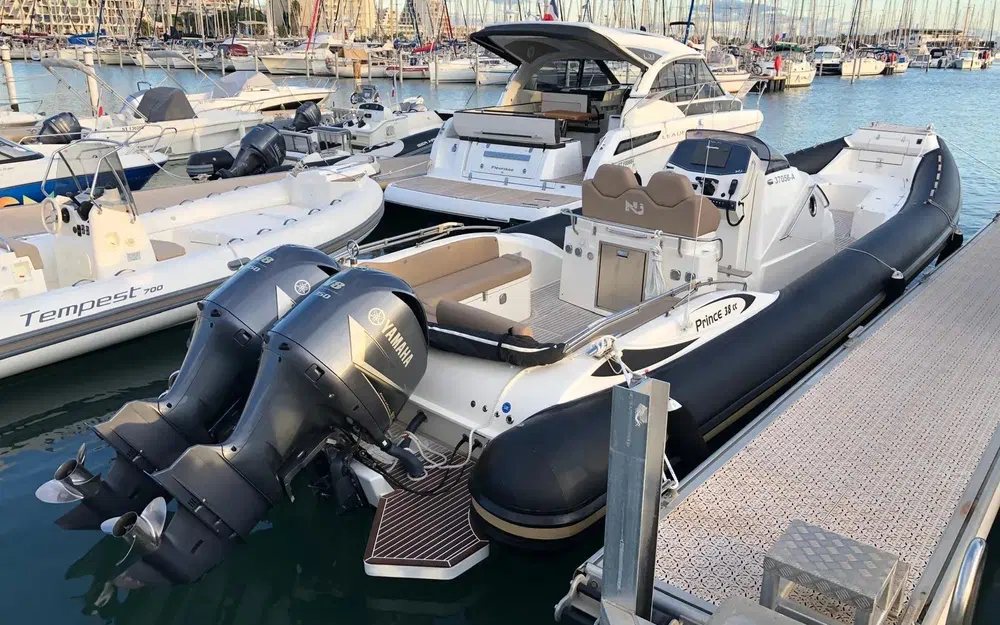 slider 5 Nuova Jolly Prince 38 CC