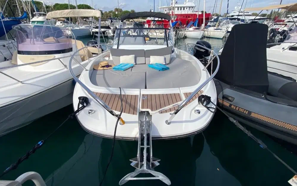 slider 2 Jeanneau CAP CAMARAT 7.5 WA SERIE 3