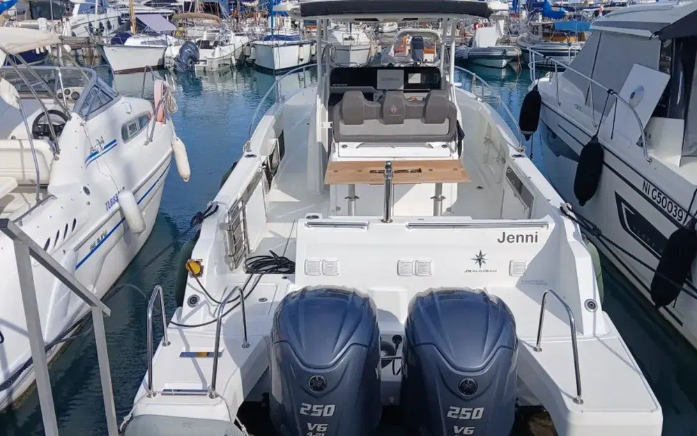 slider 2 Jeanneau Cap Camarat 9.0 CC