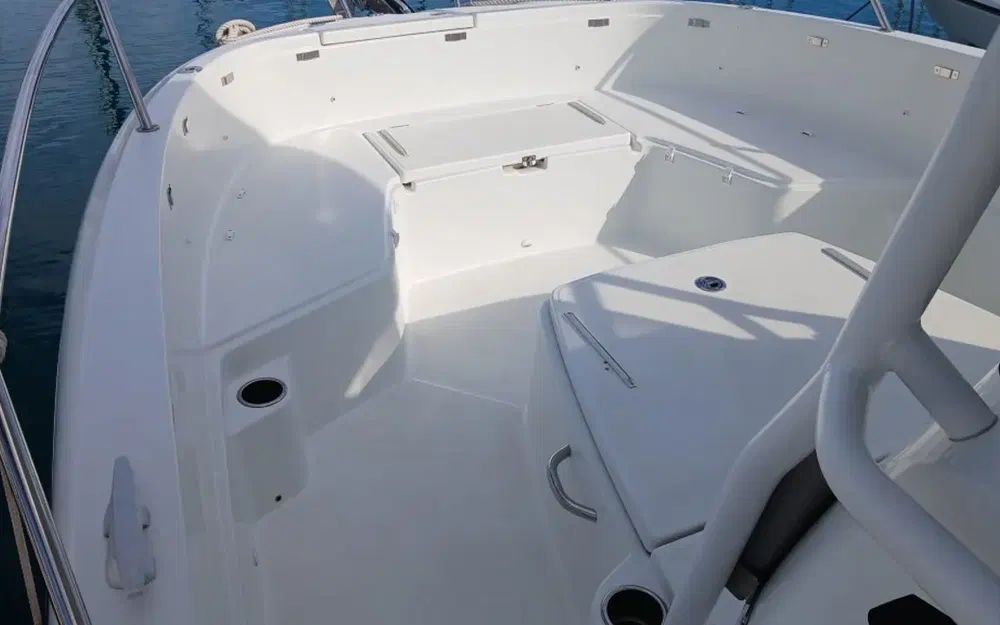 slider 6 Jeanneau Cap Camarat 9.0 CC