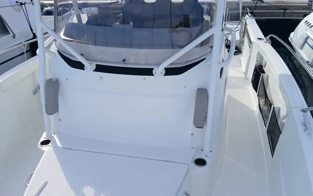 slider 7 Jeanneau Cap Camarat 9.0 CC