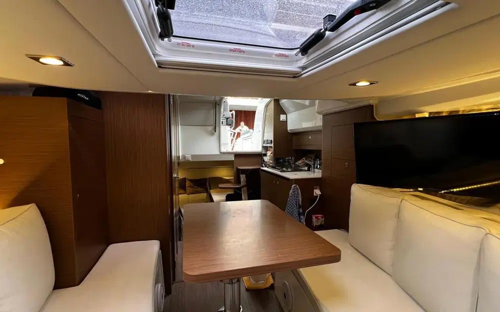 slider 19 Jeanneau Cap Camarat 10.5 WA