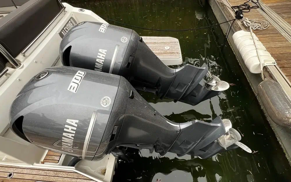 slider 3 Jeanneau Cap Camarat 10.5 WA