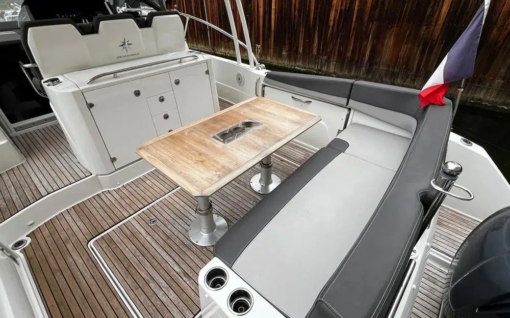 slider 5 Jeanneau Cap Camarat 10.5 WA