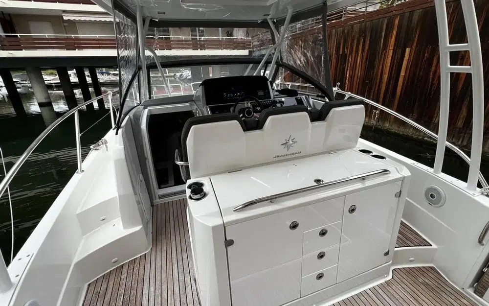 slider 7 Jeanneau Cap Camarat 10.5 WA