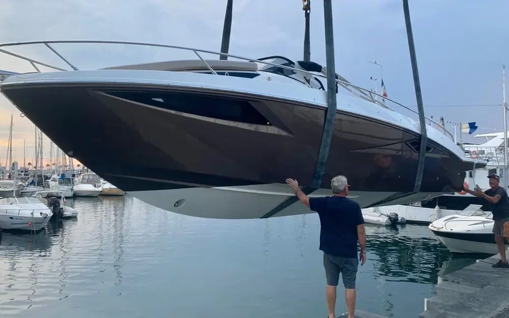 slider 12 Cranchi Endurance 30