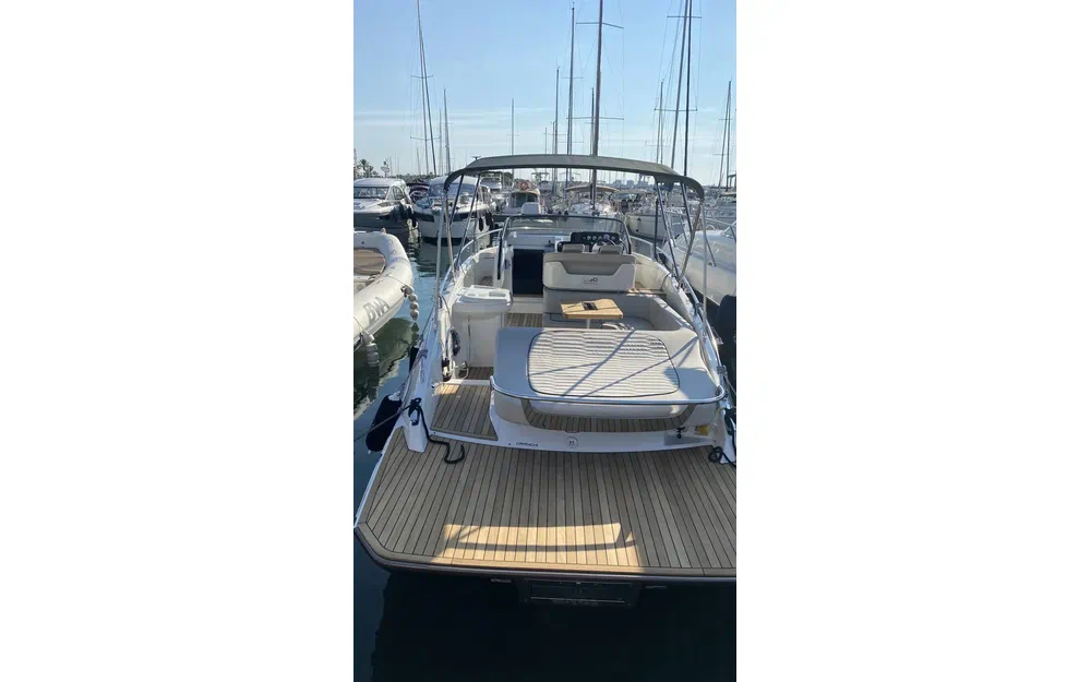 slider 7 Cranchi Endurance 30