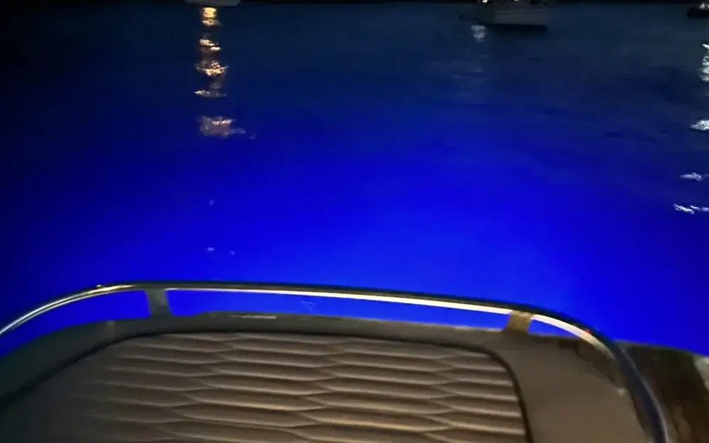 slider 8 Cranchi Endurance 30