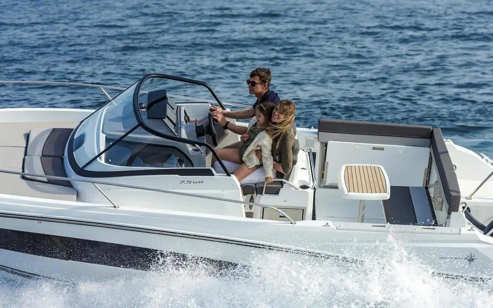 slider 8 Jeanneau CAP CAMARAT 7.5 WA SERIE 3