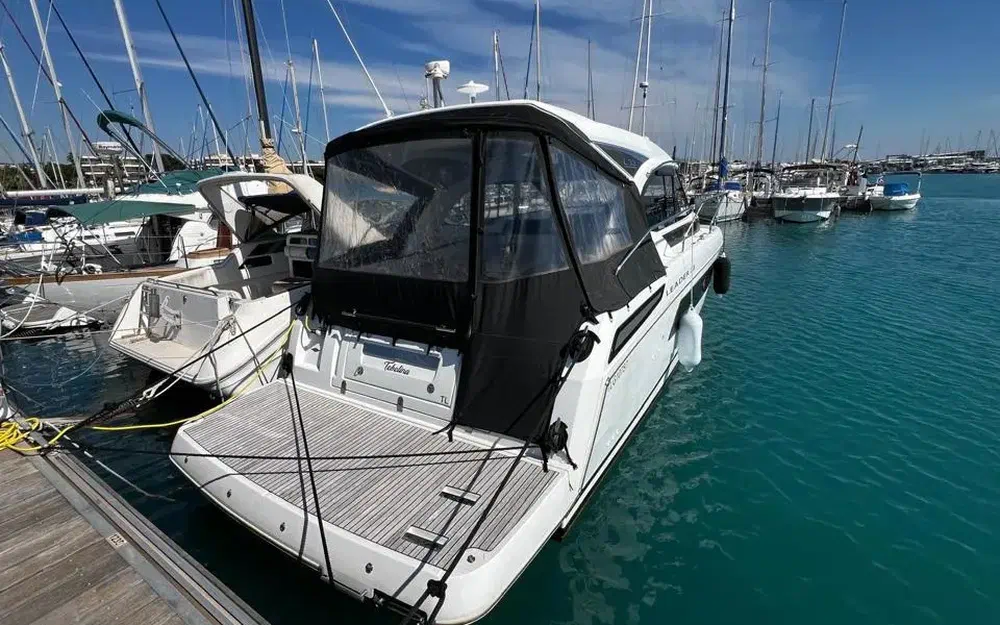 slider 17 Jeanneau Leader 33