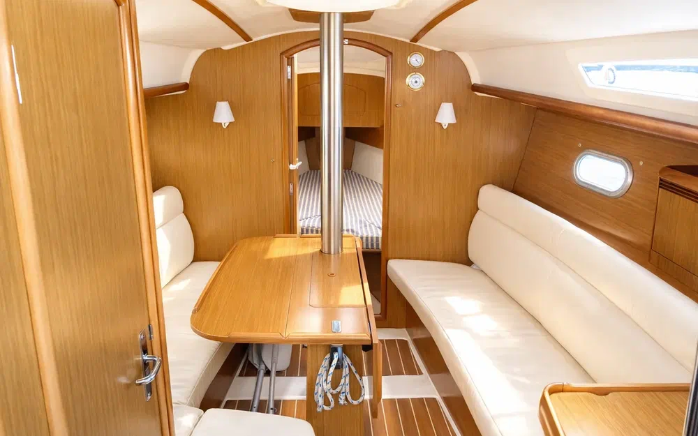 slider 5 Jeanneau Sun Odyssey 32 DL