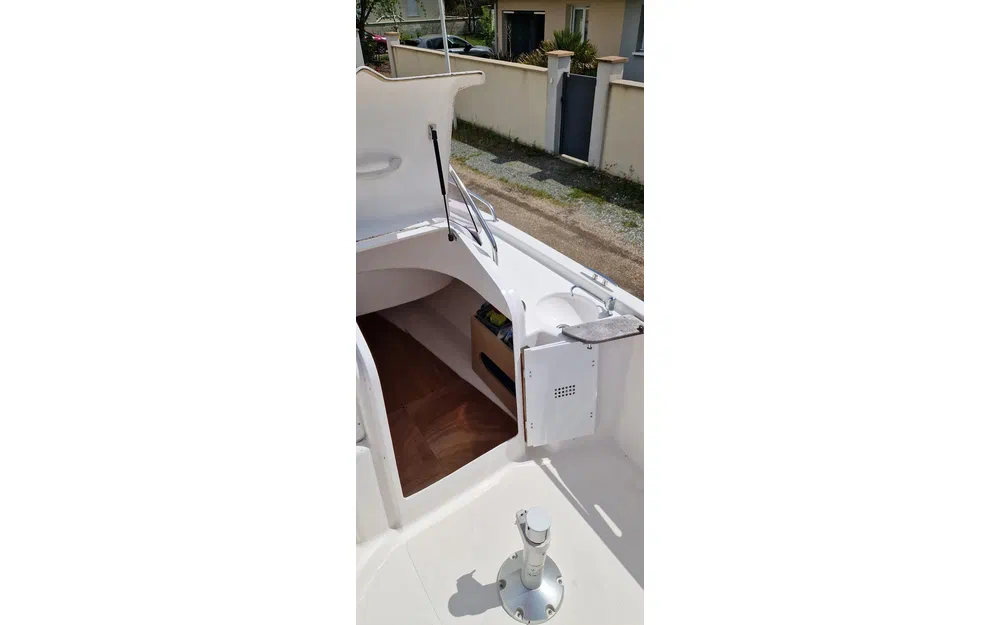 slider 5 B2 Marine Cap Ferret 652