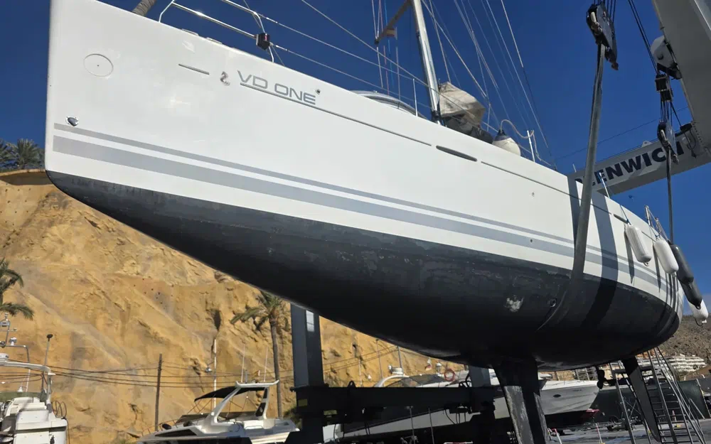 slider 32 Beneteau First 50