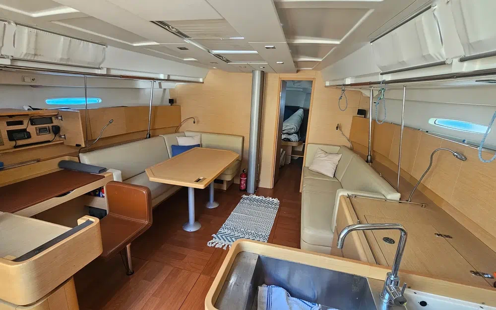 slider 38 Beneteau First 50