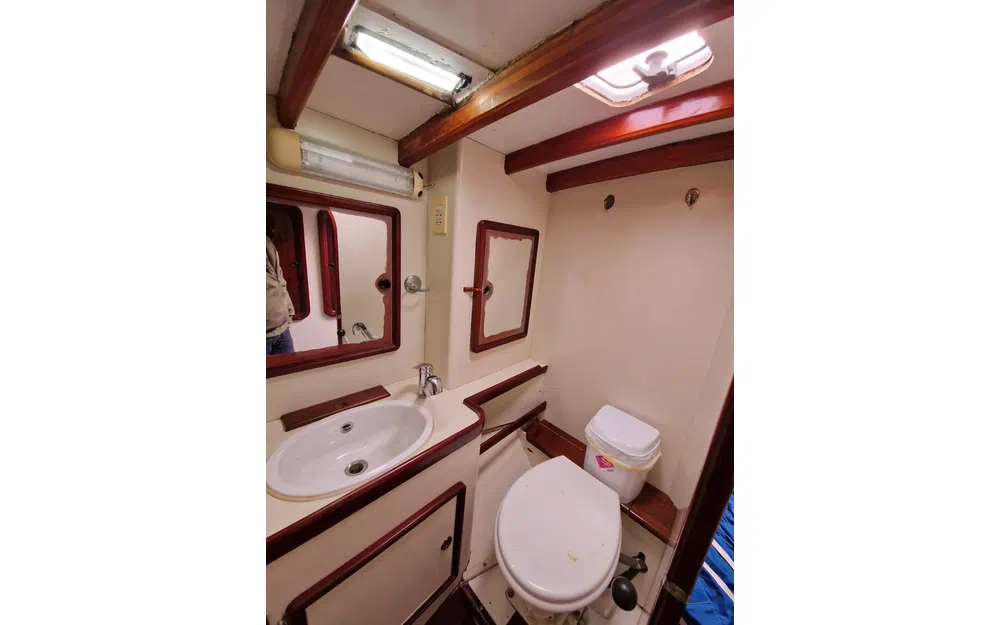 slider 28 Sparkman & Stevens 43 CALIMA