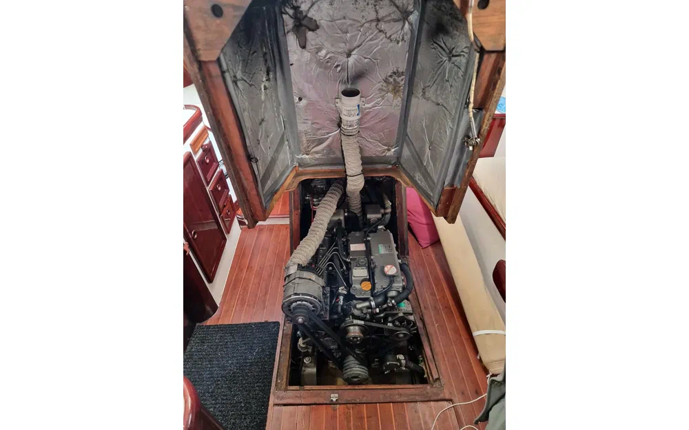 slider 29 Sparkman & Stevens 43 CALIMA