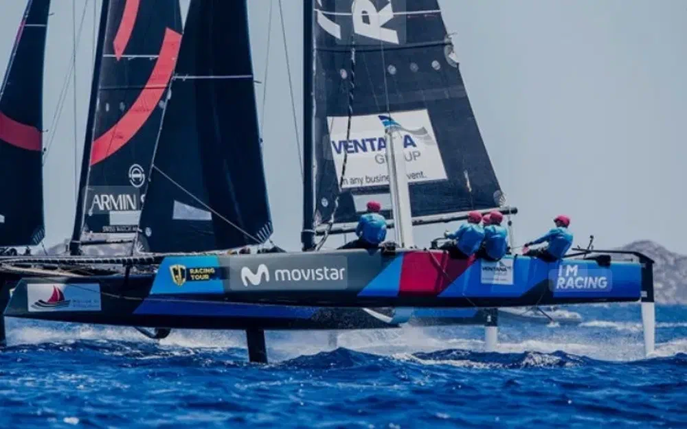 slider 11 Catamaran GC 32 MOVISTAR