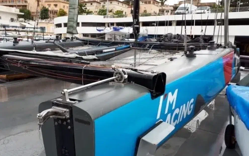 slider 21 Catamaran GC 32 MOVISTAR