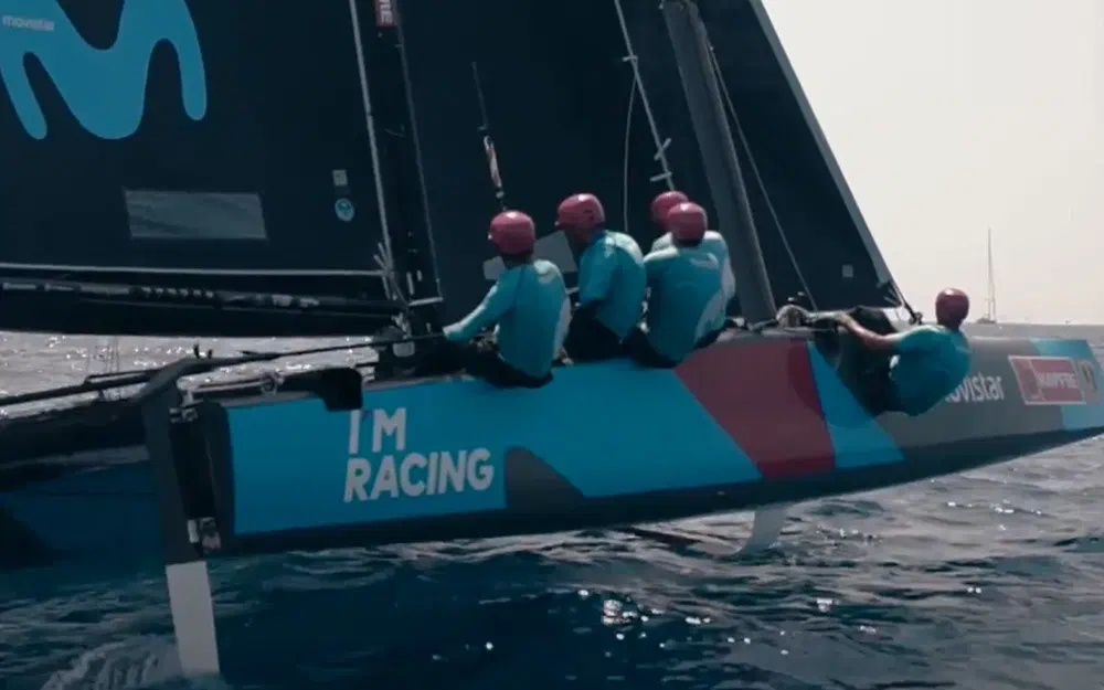 slider 3 Catamaran GC 32 MOVISTAR