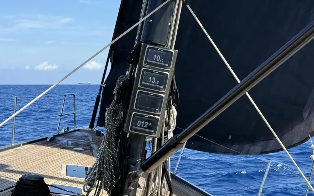 slider 14 Ice Yachts 62 SUEÑO