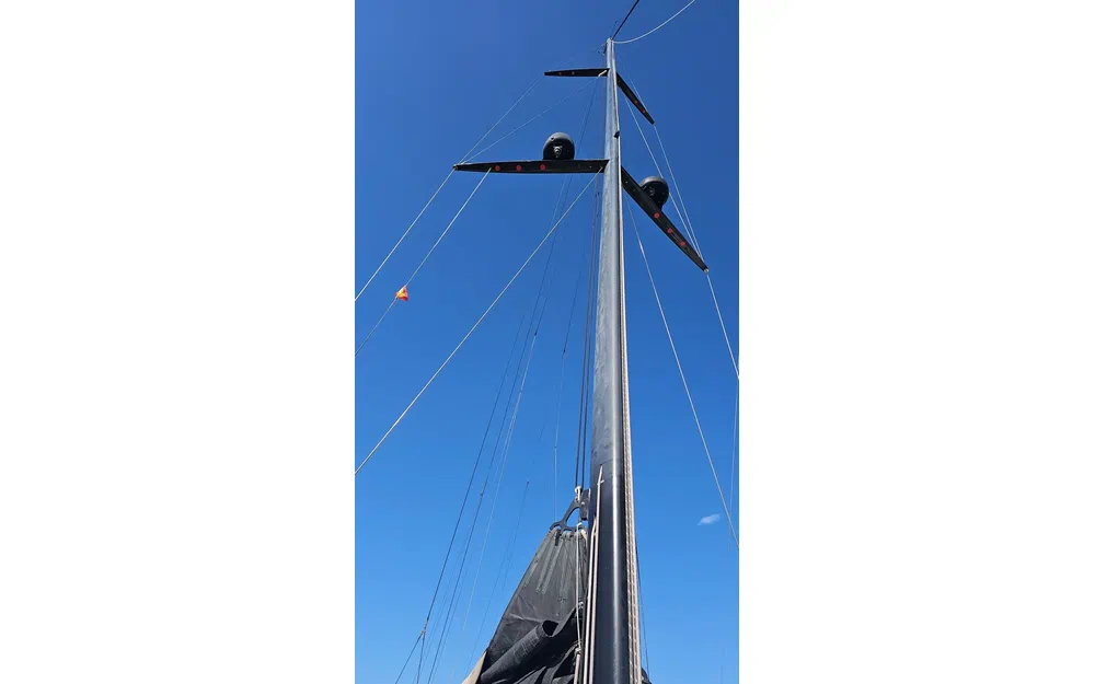 slider 18 Ice Yachts 62 SUEÑO