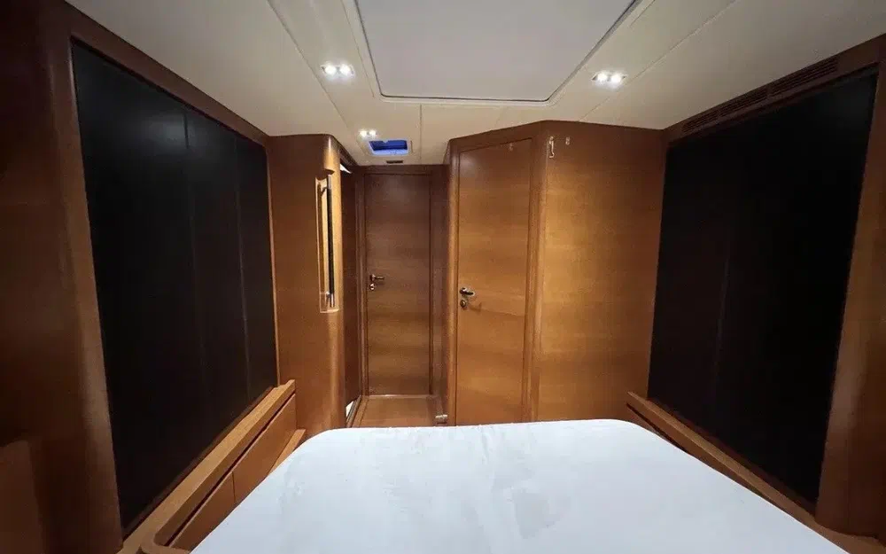 slider 71 Ice Yachts 62 SUEÑO