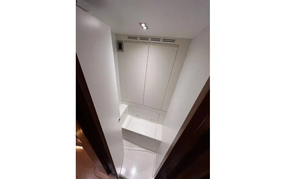 slider 72 Ice Yachts 62 SUEÑO