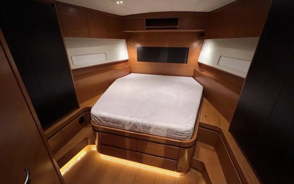 slider 73 Ice Yachts 62 SUEÑO