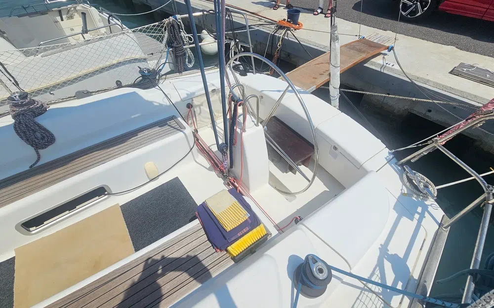 slider 10 Salona 40 BLONDILA