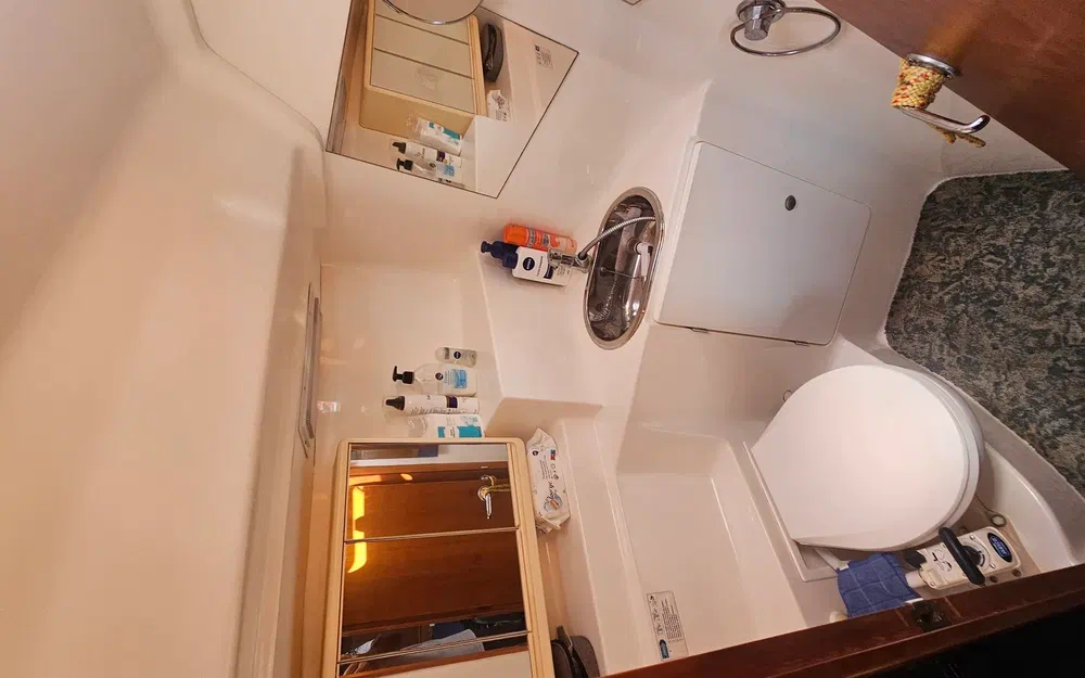 slider 23 Salona 40 BLONDILA