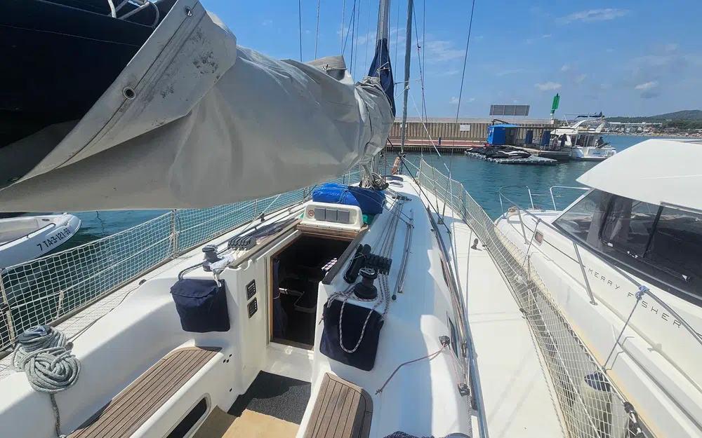 slider 7 Salona 40 BLONDILA