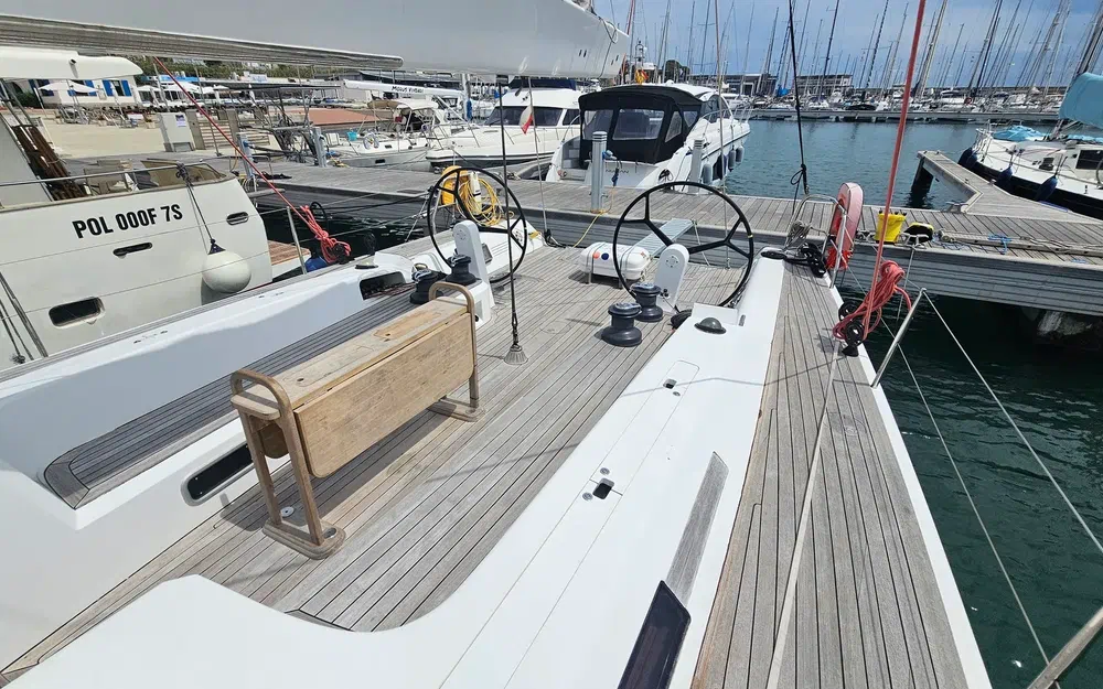 slider 18 Soto 62 Albatros