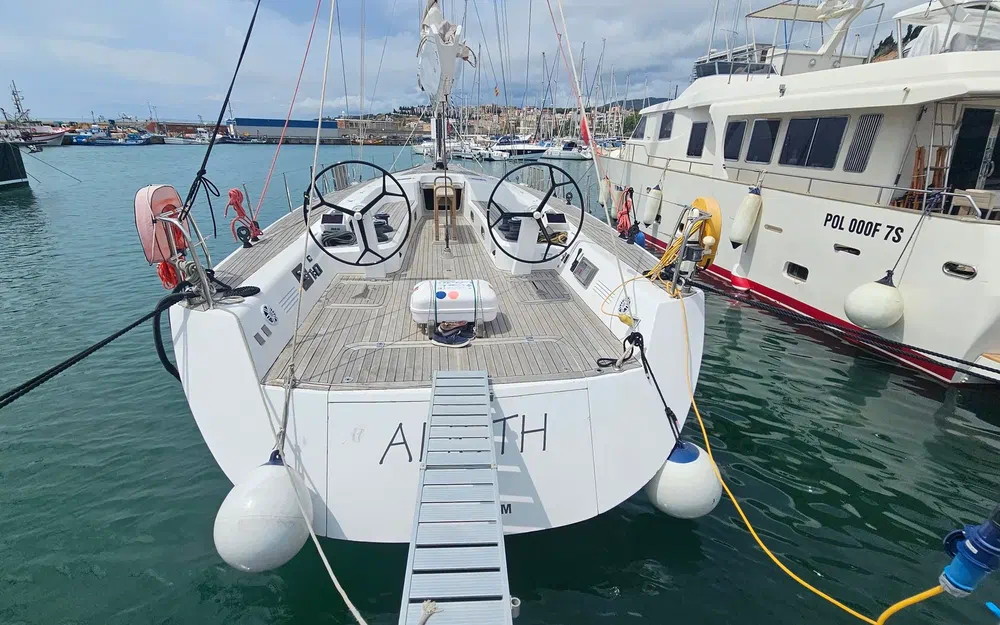 slider 3 Soto 62 Albatros