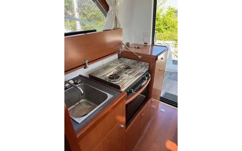 slider 10 Beneteau Antares 30