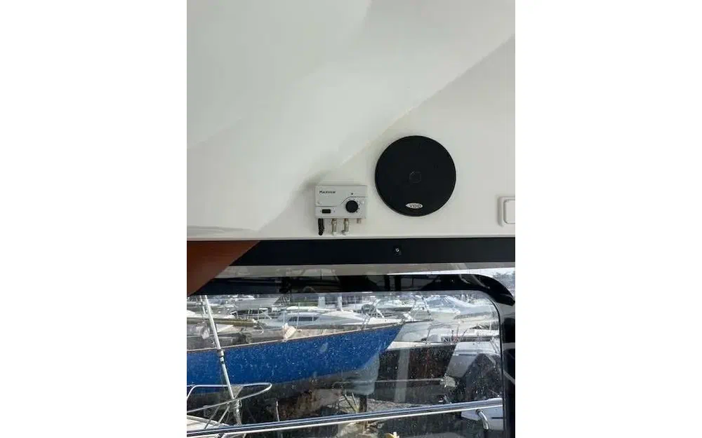 slider 16 Beneteau Antares 30