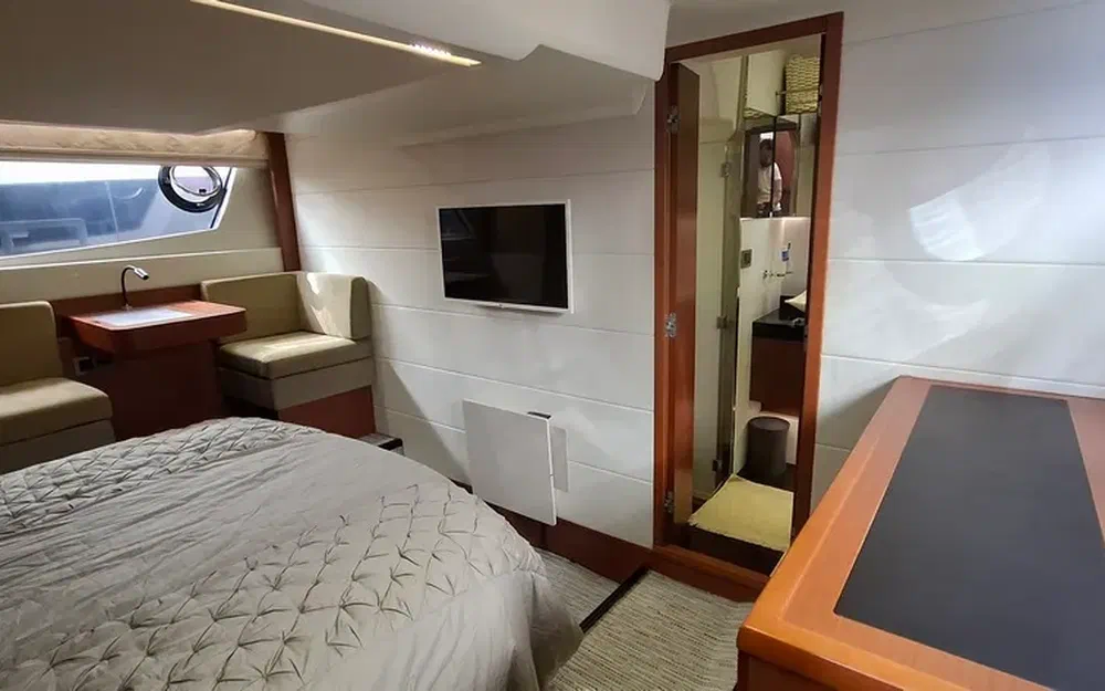 slider 16 Jeanneau Prestige 500 Fly