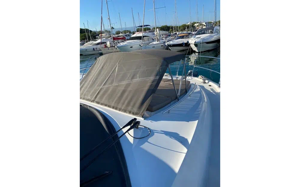slider 30 Jeanneau Prestige 500 Fly