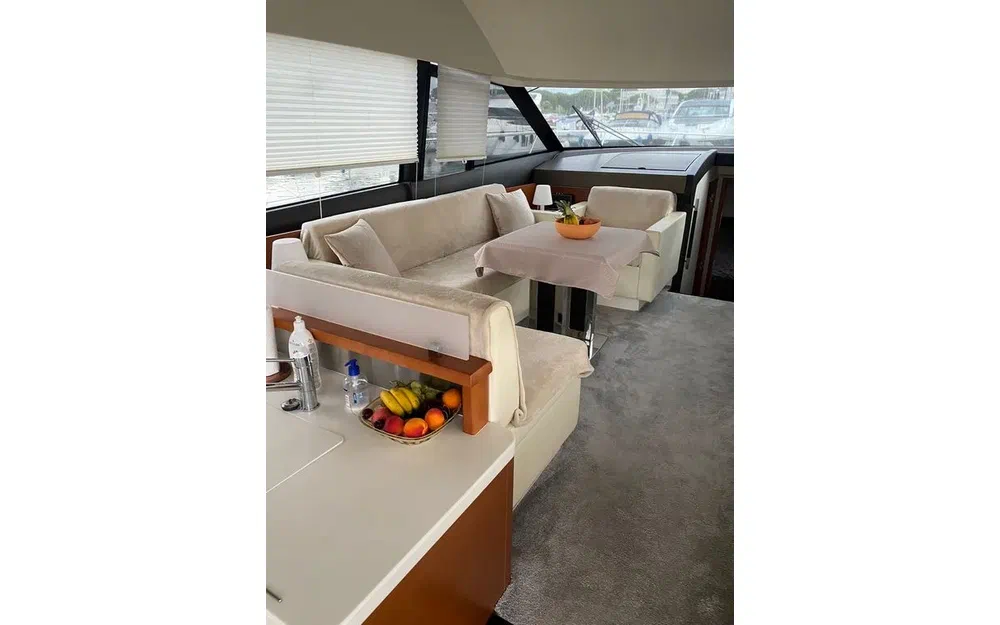 slider 32 Jeanneau Prestige 500 Fly