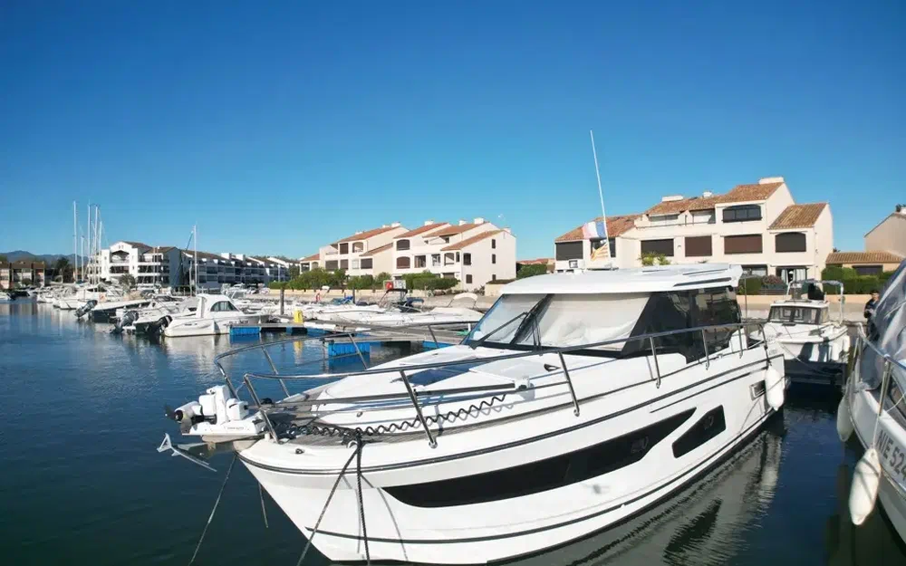 slider 1 Jeanneau Merry Fisher