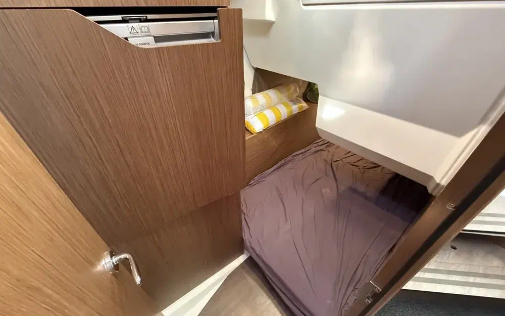 slider 20 Jeanneau Merry Fisher