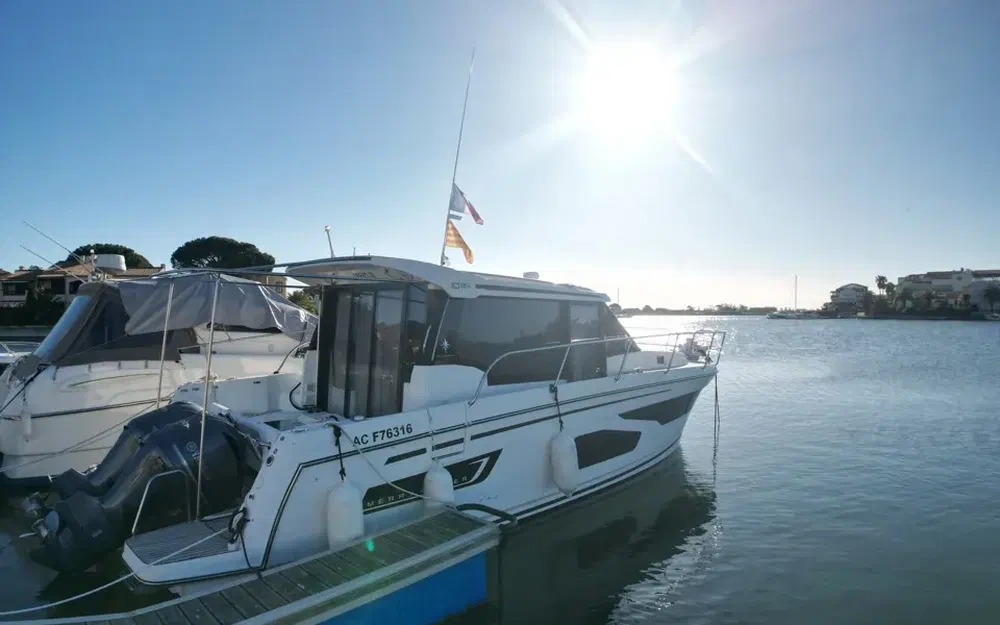 slider 2 Jeanneau Merry Fisher